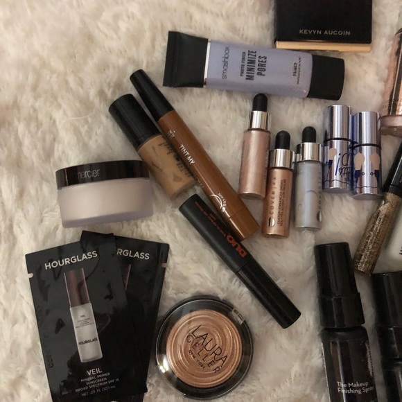 Random Makeup - Picture 2 of 4